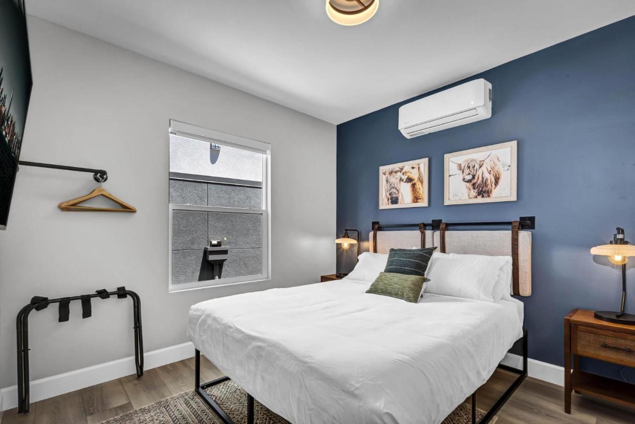 Two Bedroom-Queen In Master. Heart Of Downtown Виста Екстериор снимка
